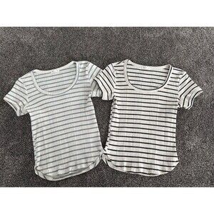 H&M Womens T-Shirt Lot of 2 Size M Ribbed Striped Scoop Neck Stretch